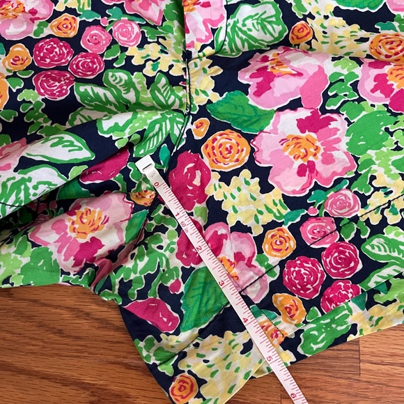 Lilly Pulitzer Pink and Green Callahan Shorts “Lilly Lives Hawaii” - Picture 5 of 6